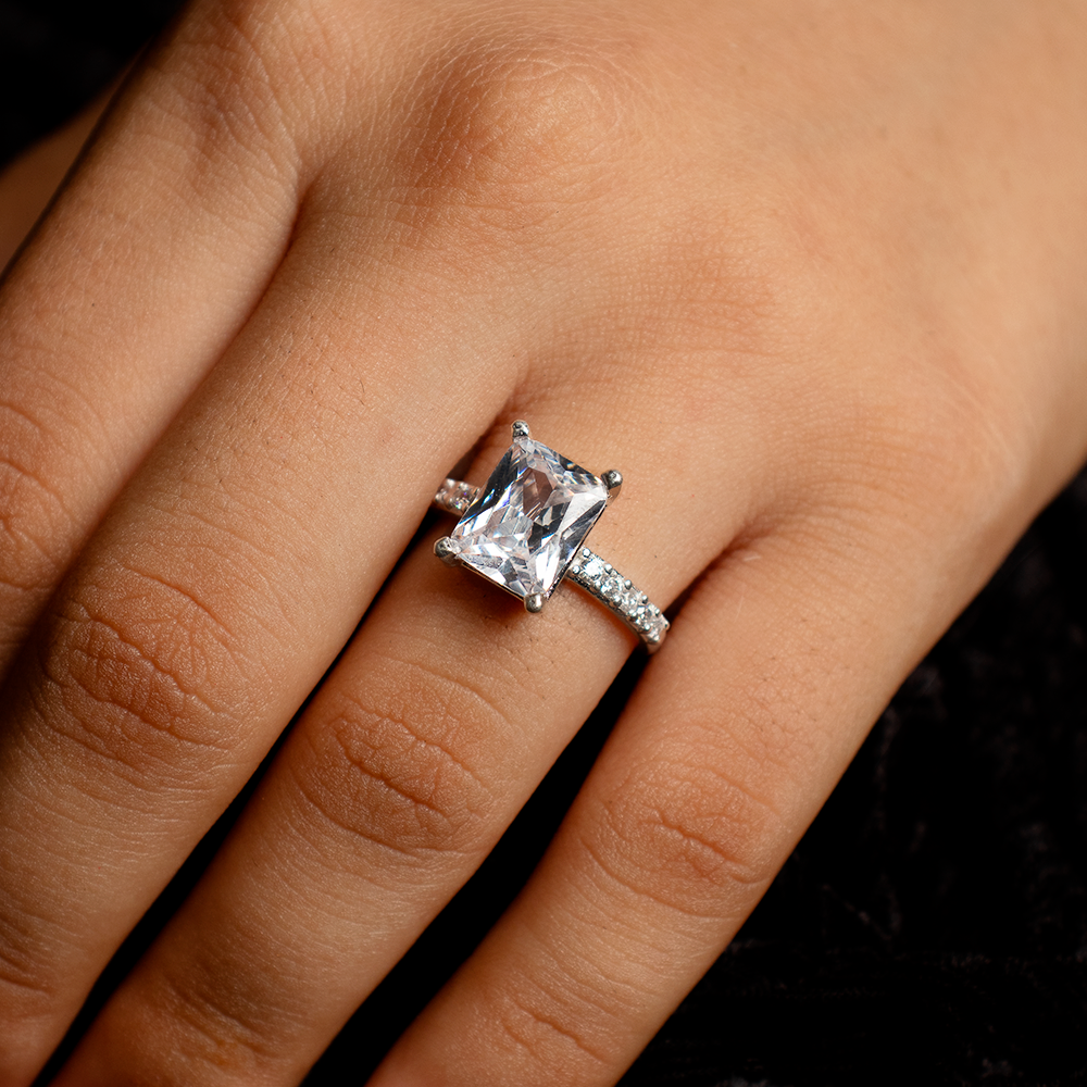 Anillo Mía en Plata.925 💖