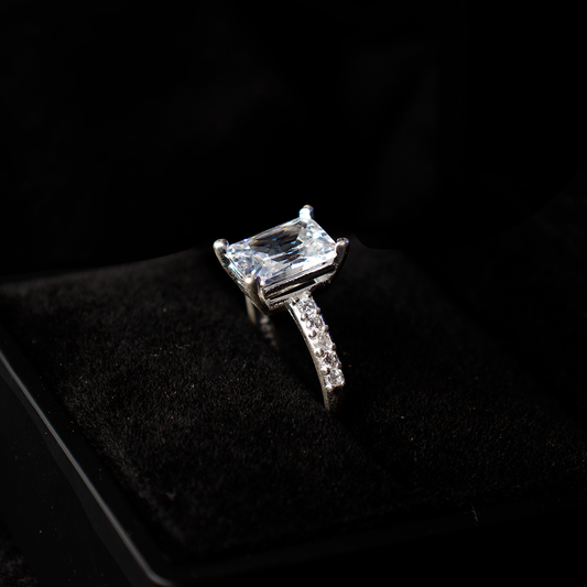Anillo Mía en Plata.925 💖